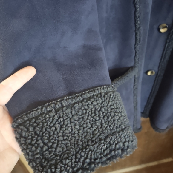 L.L. Bean 70s Style Faux Shearling Sherpa Coat | Navy, Button, Lambskin, Suede - Picture 11 of 14